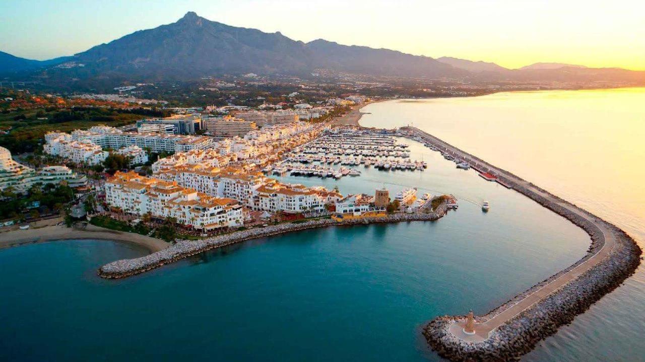 Beach & Puerto Banus Marbella Penthouse エクステリア 写真